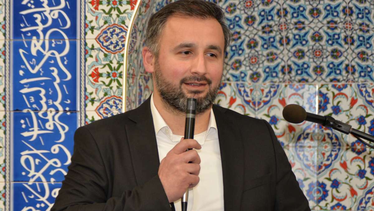 Arnhem Turkiyem Camii Yonetim Kurulu Baskani GALIP Aydemir.