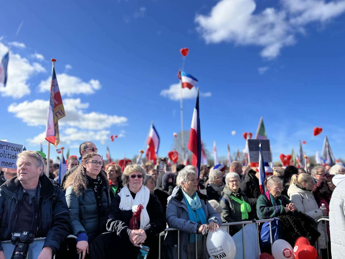 AA 20230311 30542848 30542845 HOLLANDADA CIFTCILER HUKUMETIN TARIM POLITIKASINI PROTESTO ETTI