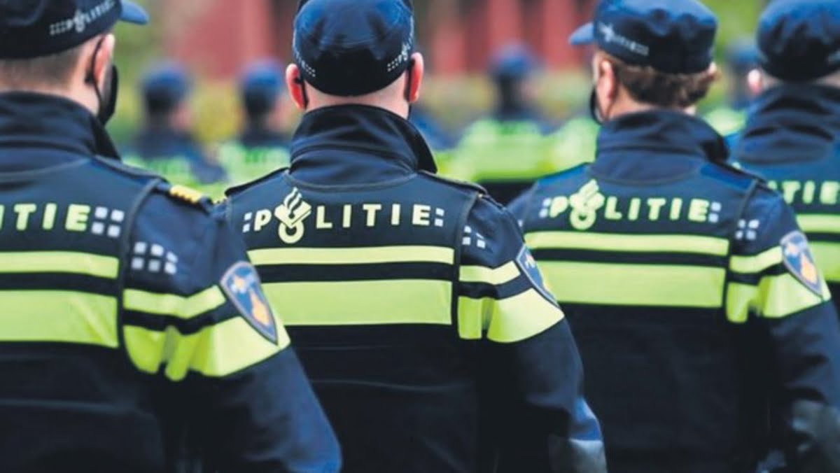 hollanda polisi