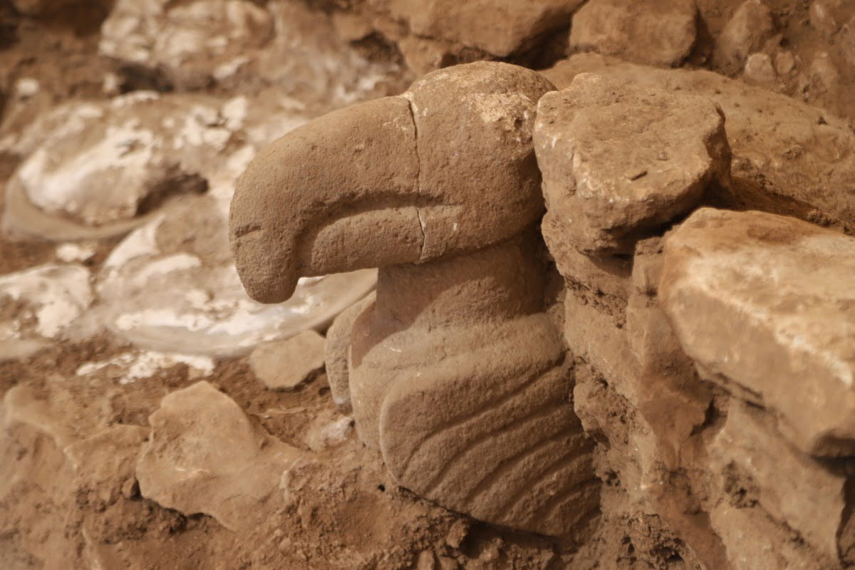 AA 20230930 32277066 32277065 GOBEKLITEPE VE KARAHANTEPEDE YENI HEYKELLER BULUNDU