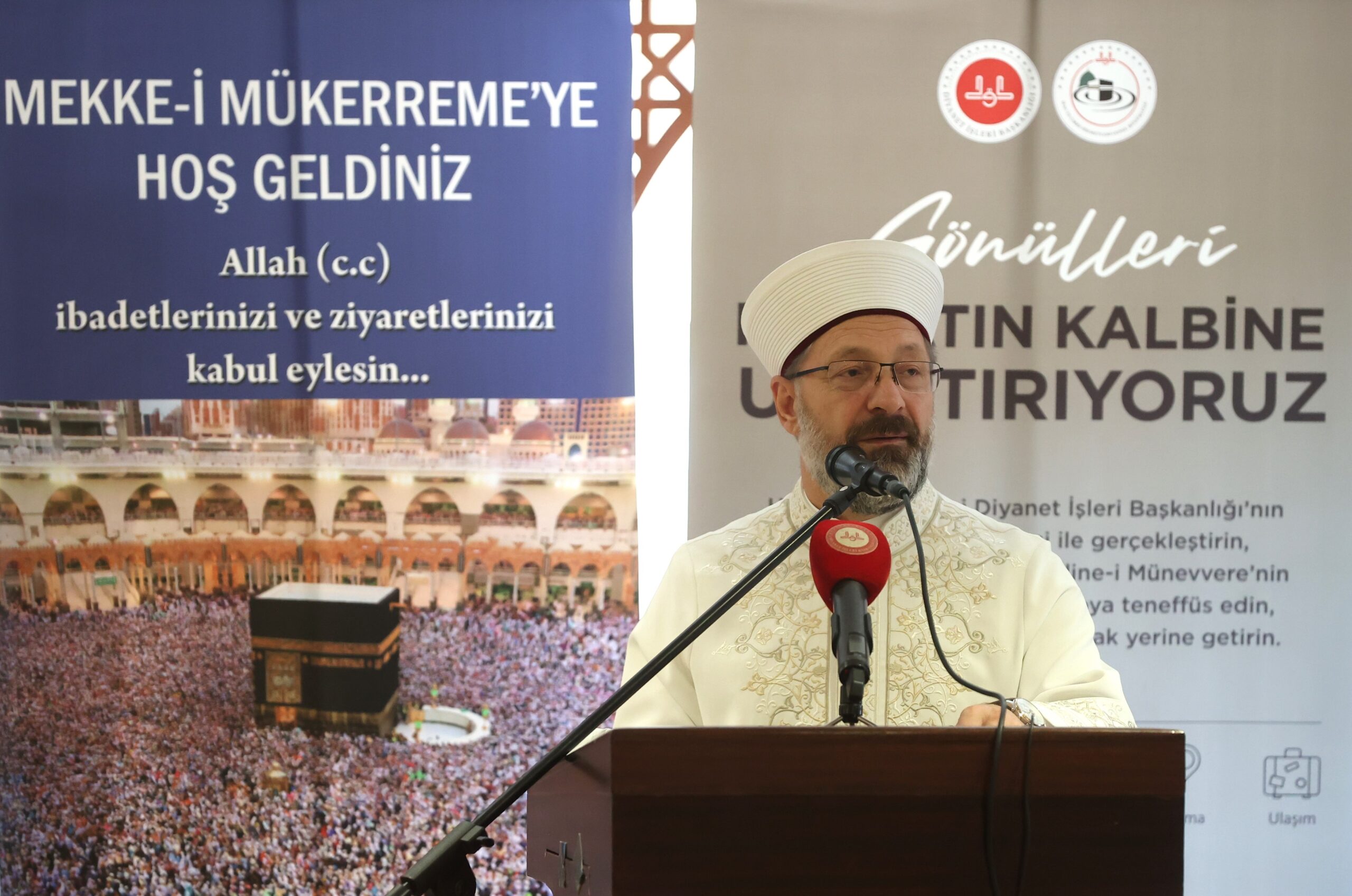 AA 20240611 34845258 34845251 DIYANET ISLERI BASKANI ERBAS MEKKEDE TURK HACI ADAYLARIYLA BULUSTU scaled