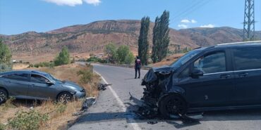 AA-20240811-35378714-35378713-KAYSERIDE_OTOMOBILLE_MINIBUSUN_CARPISMASI_SONUCU_9_KISI_YARALANDI