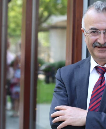 hollandada-turkler-uyum-sinavi-dayatmasina-karsi-harekete-gecti-yhkf