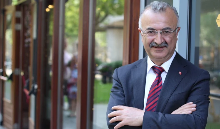 hollandada-turkler-uyum-sinavi-dayatmasina-karsi-harekete-gecti-yhkf