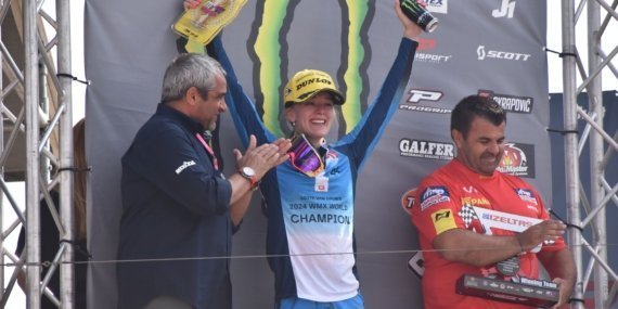 Dünya Kadınlar Motokros Şampiyonası'nda Lotte van Drunen şampiyonluğa ulaştı