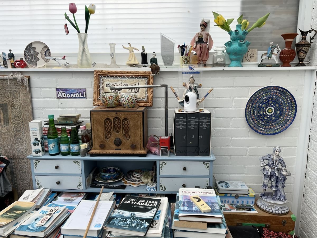 AA 20240913 35631112 35631099 HOLLANDADA HICBIR TURKUN YASAMADIGI TURKEYE KOYU OSMANLI VE TURKIYEDEN IZLER TASIYOR