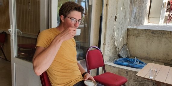 Bisikletiyle dünyayı gezen Hollandalı genç Manisa'ya ulaştı