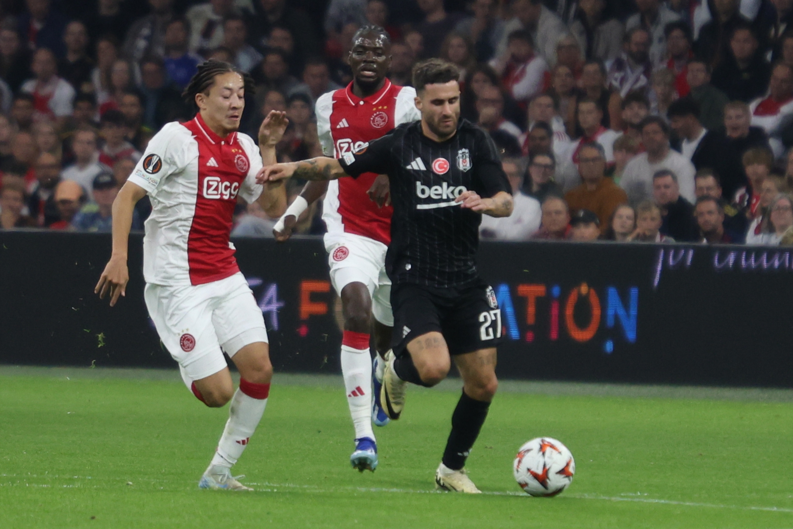 AA 20240926 35747332 35747319 AJAX BESIKTAS scaled