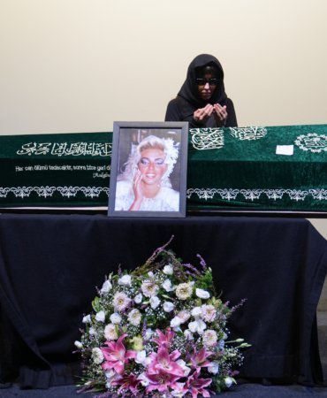 Oyuncu Ahu Tuğba son yolculuğuna uğurlandı