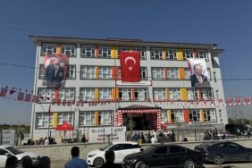 Depremlerden etkilenen Malatya'daki okullar gelecek ay yenilenmiş olacak