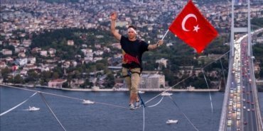 thumbs_b_c_335804324fca8fec4bd2dce83fe6c185