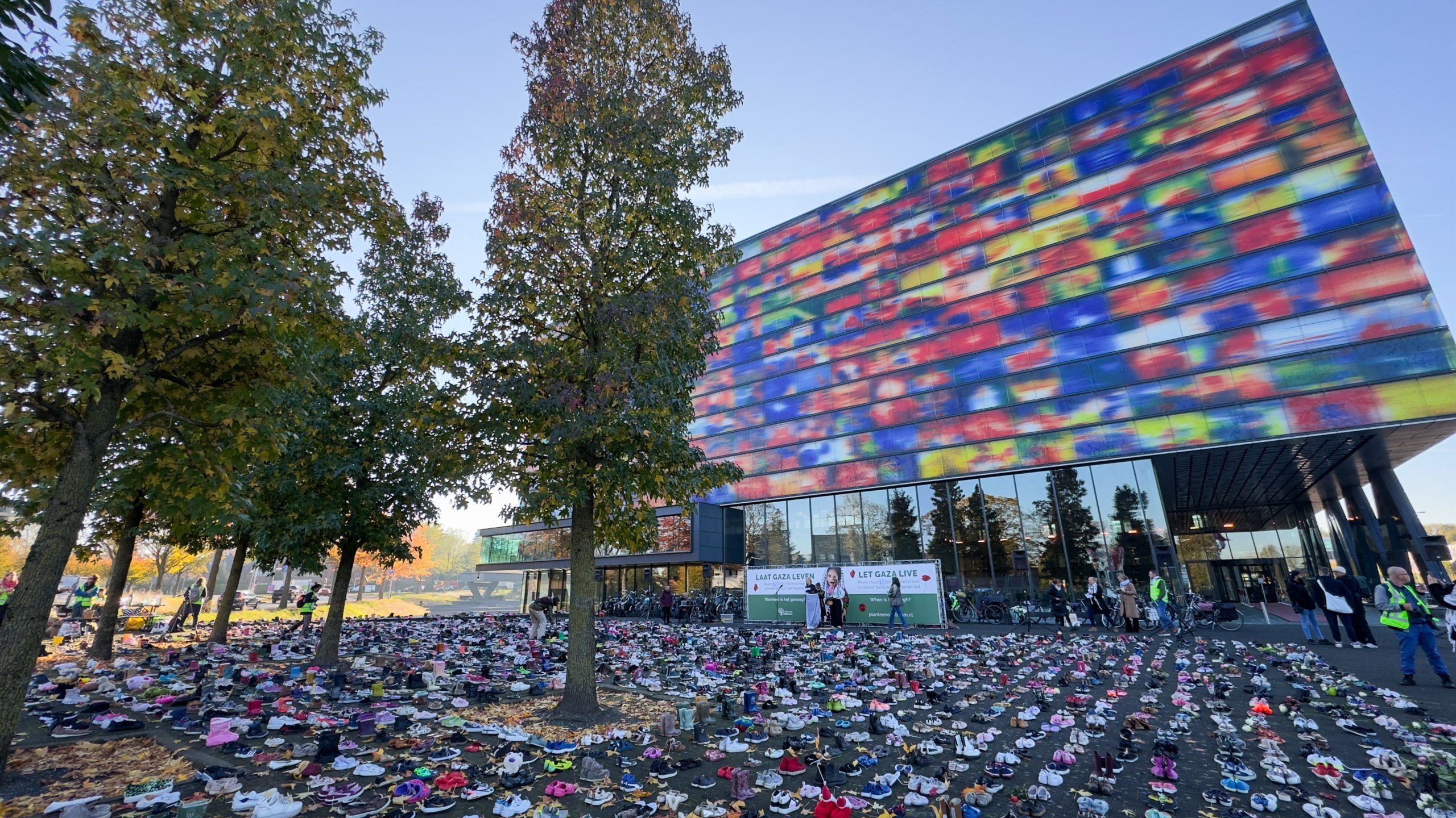 AA 20241104 36104098 36104093 HOLLANDADA ISRAIL SALDIRILARINDA OLEN FILISTINLI GAZETECILER VE COCUKLAR ICIN ANMA ETKINLIGI YAPILDI 1 scaled