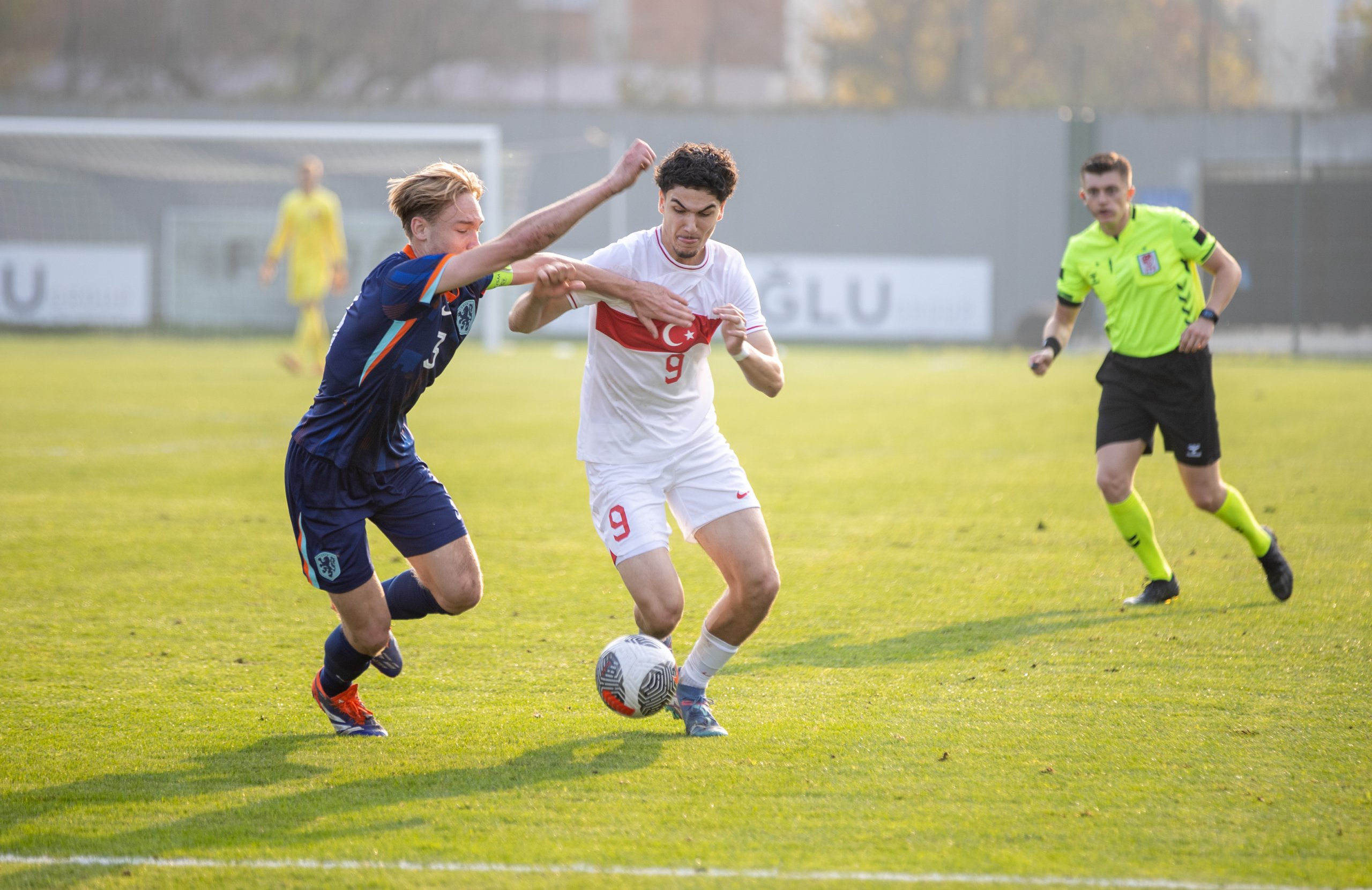 AA 20241119 36237402 36237386 18 YAS ALTI MILLI FUTBOL TAKIMI HAZIRLIK MACINDA HOLLANDA ILE BERABERE KALDI scaled