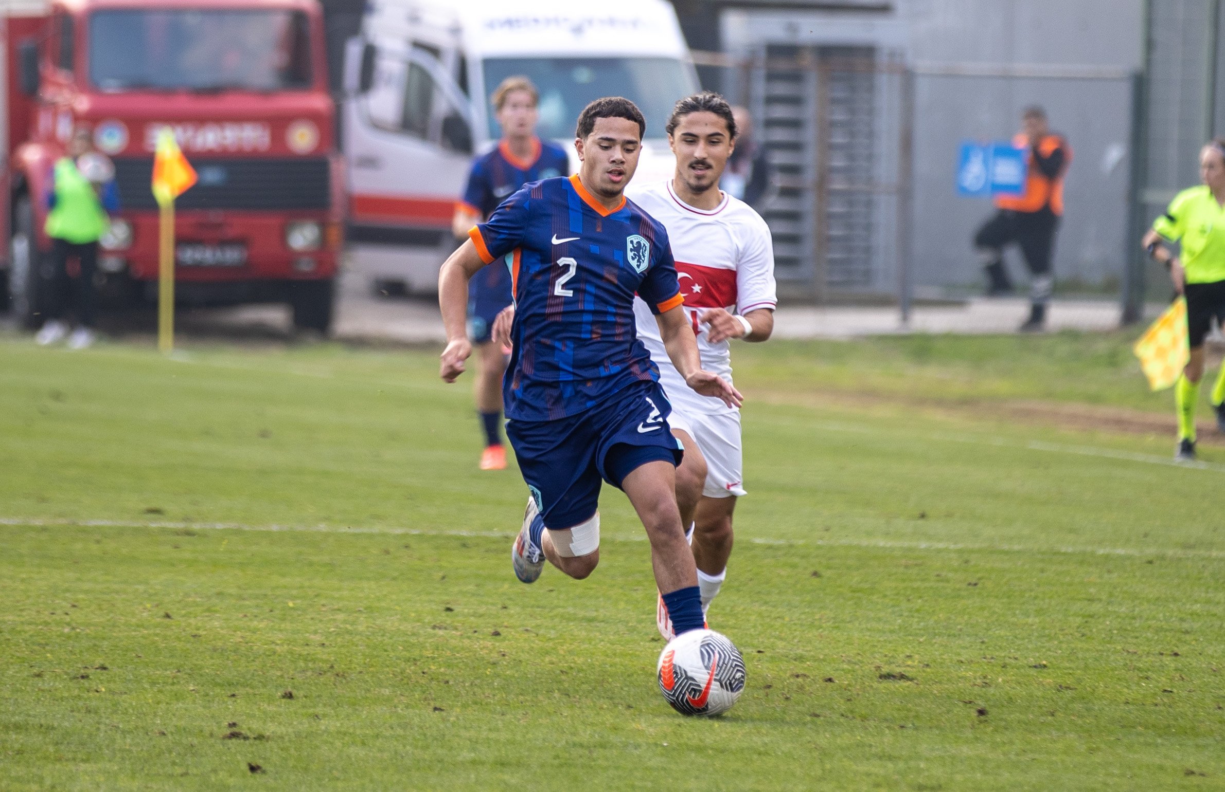 AA 20241119 36237402 36237389 18 YAS ALTI MILLI FUTBOL TAKIMI HAZIRLIK MACINDA HOLLANDA ILE BERABERE KALDI