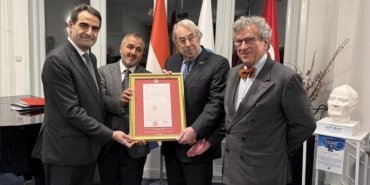 thumbs_b_c_aa706e793a806ac1ab96901444f9b891