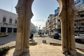 Rejim karşıtı gruplar Hama kent merkezini Suriye rejimi güçlerinden aldı