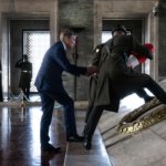 Hollanda'nın Ankara Büyükelçisi Wijnands, "Dostluk Yılı" kapsamında Anıtkabir'i ziyaret etti