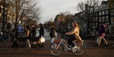 AA-20241220-36537354-36537352-HOLLANDADA_REKOR_SAYILAN_11_GUNUN_ARDINDAN_GUNES_ACTI