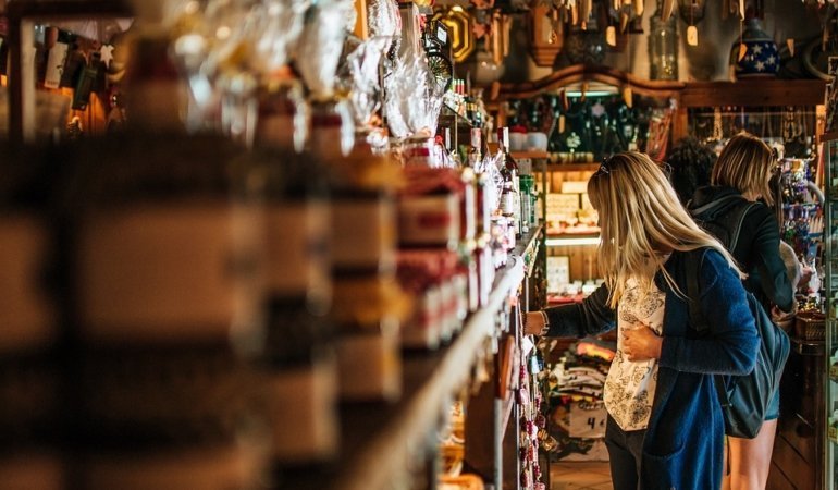 girl-4181395_960_720