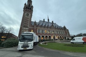 Aksaray'da restore edilen 114 yıllık Hereke halısı, Lahey Barış Sarayı'na teslim edildi