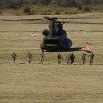 Japonya müttefikleriyle askeri tatbikat gerçekleştirdi