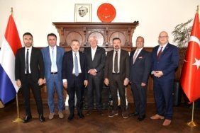 thumbnail_Hollanda'da Türkiye'nin Fahri Konsolosu Ziyareti (3)