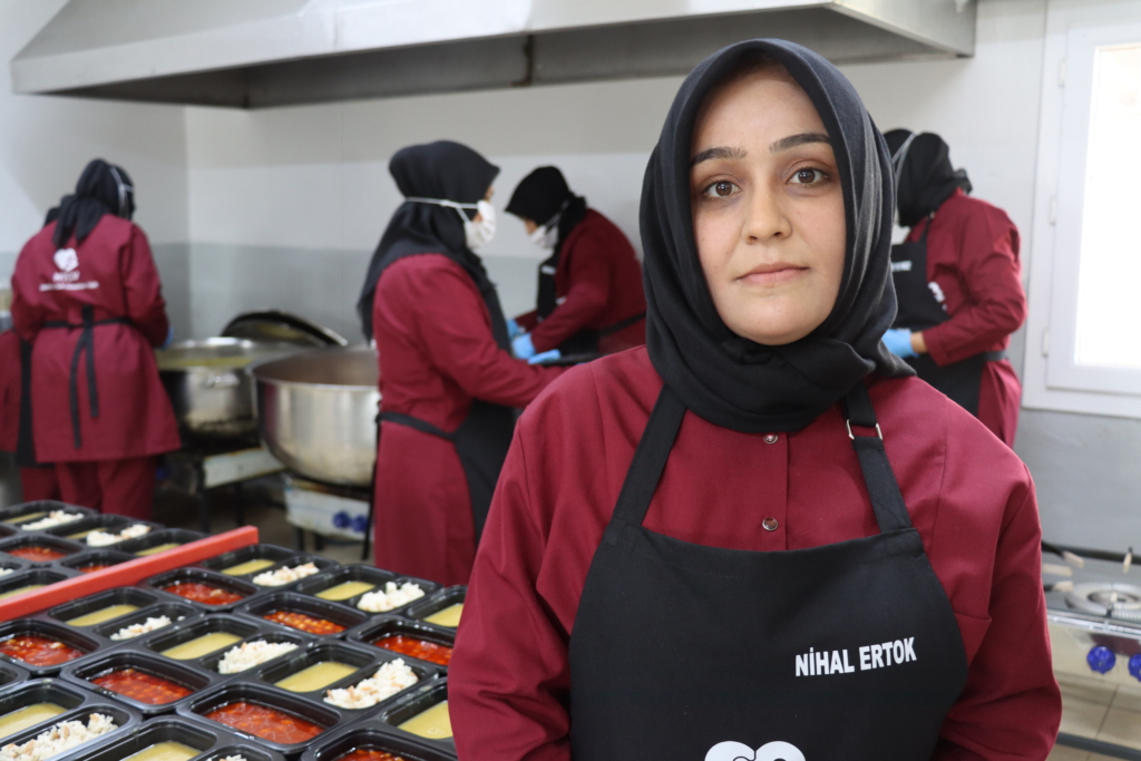 Avrupa'daki gurbetçilerden Hatay'daki depremzedelere iftar desteği