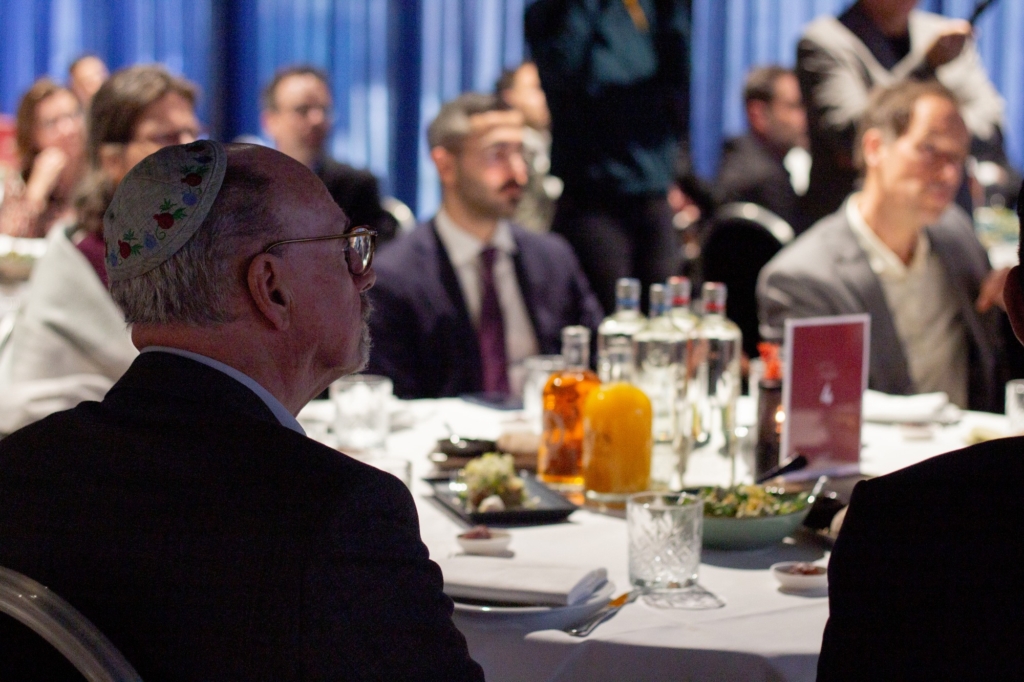 Hollanda’da Müslümanlar ve farklı dini toplulukların temsilcileri iftarda buluştu