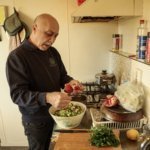 Amsterdam'da mülteci kampında yaşayan Suriyeli çift, iltica başvurularının sonucunu bekliyor