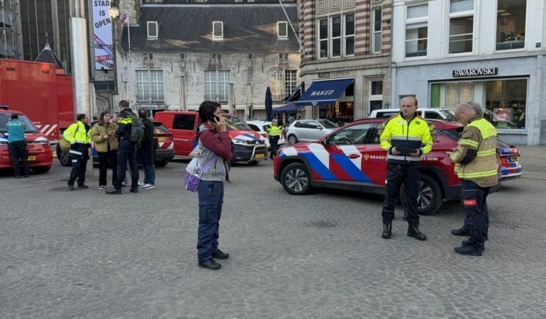Amsterdam'da bıçaklı saldırıda 4 kişi yaralandı