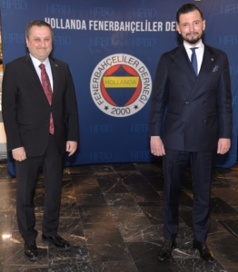 Hollanda Fenerbahçe Amsterdam Başkonsolos ve Başkan Ferhan Başaran (16)