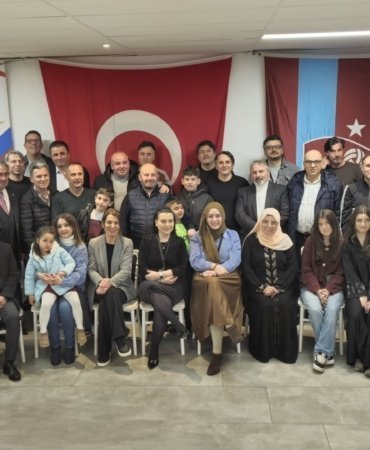 Screenshot_20250328_231408_Gallery