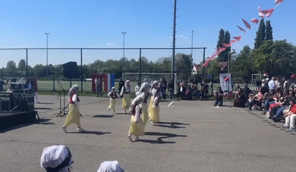 thumbnail Screenshot 20250428 003955 Gallery