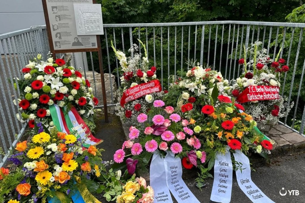 Solingen Faciası'nın 32. Yıldönümünde Anlamlı Anma Töreni: "Unutmadık, Unutturmayacağız" 13 FB IMG 1748615173709 1