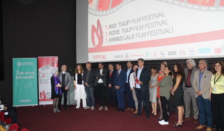 kırmızı-lale-film-festivali2024