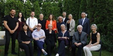 1749890518_Konsolos_ve_konuklar_toplu