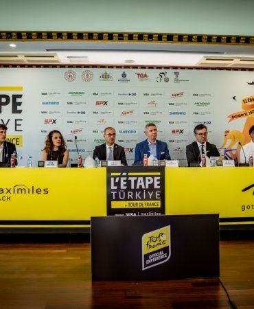 1750155223_L_____tape_T__rkiye_by_Tour_de_France__2_