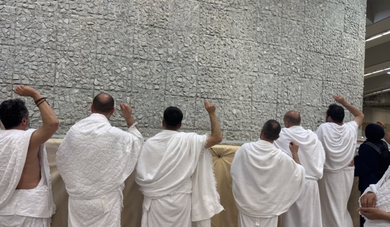 Yaklaşık 2 milyon Müslüman hacı oldu