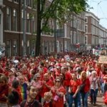 Hollanda'da 100 bini aşkın insan Gazze’ye acil insani erişim için sokaklara indi 24 AA-20250615-38289065-38289063-LAHEYDE_KIRMIZI_CIZGIYI_CEK_PROTESTOSUNDA_BINLERCE_KISI_TOPLANDI