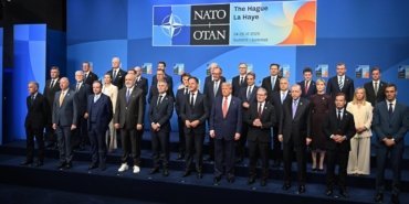 AA-20250625-38382173-38382172-CUMHURBASKANI_ERDOGAN_NATO_LIDERLER_ZIRVESINDE_AILE_FOTOGRAFI_CEKIMINE_KATILDI