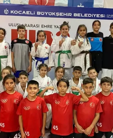 686f81557c6db51498812933