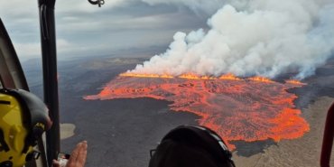 İzlanda’daki yanardağ, iki yıl içinde dokuzuncu kez patladı