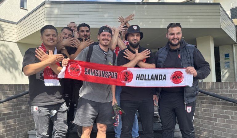 Samsunspor kafilesi Hollanda'ya geldi