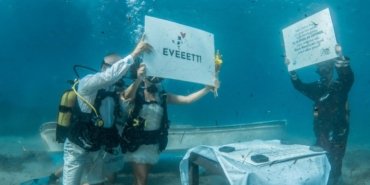 Çanakkale'de deniz tutkunu çift su altında evlendi