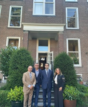 chp-halllanda-buyukelci