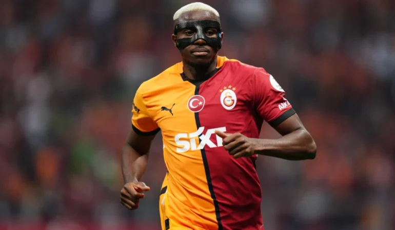 osimhen-istanbuldan-ayrildi-kararini-yarin-acikliyor-36gc