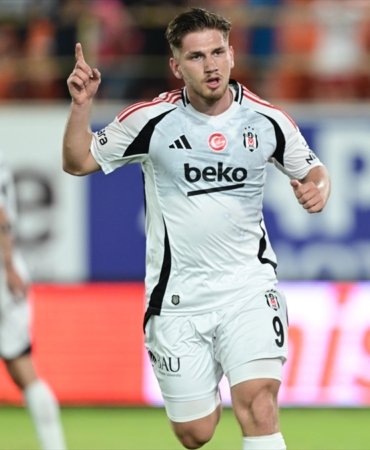 AA-20250803-38737057-38737056-BESIKTASTA_SEMIH_KILICSOY_SATIN_ALMA_OPSIYONUYLA_ITALYA_EKIBI_CAGLIARIYE_KIRALANDI