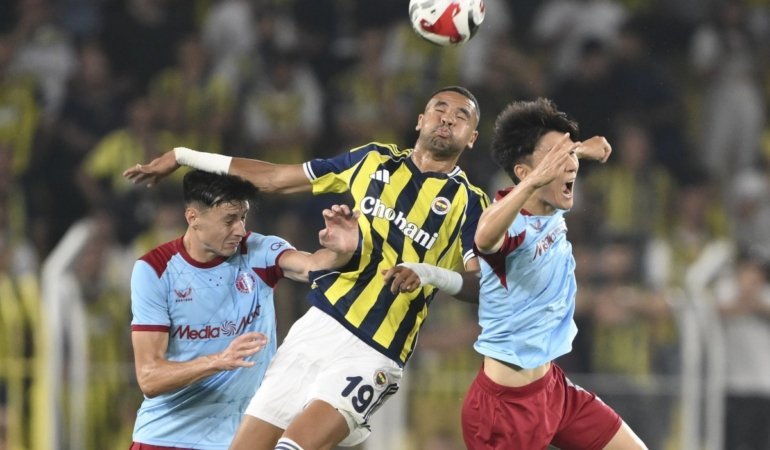 AA-20250812-38812930-38812923-FENERBAHCE_FEYENOORD