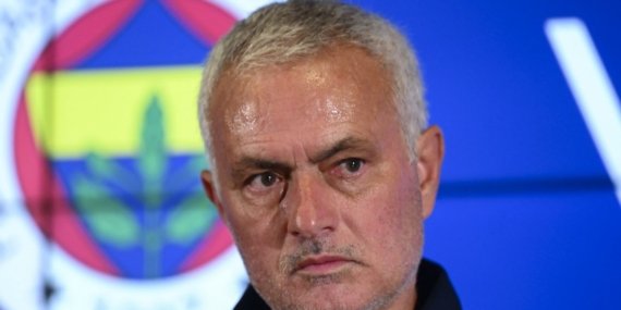 AA-20250812-38813615-38813613-FENERBAHCE_FEYENOORD