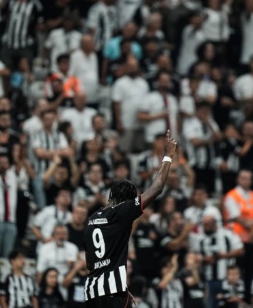 AA-20250814-38832059-38832048-BESIKTAS_ST_PATRICKS